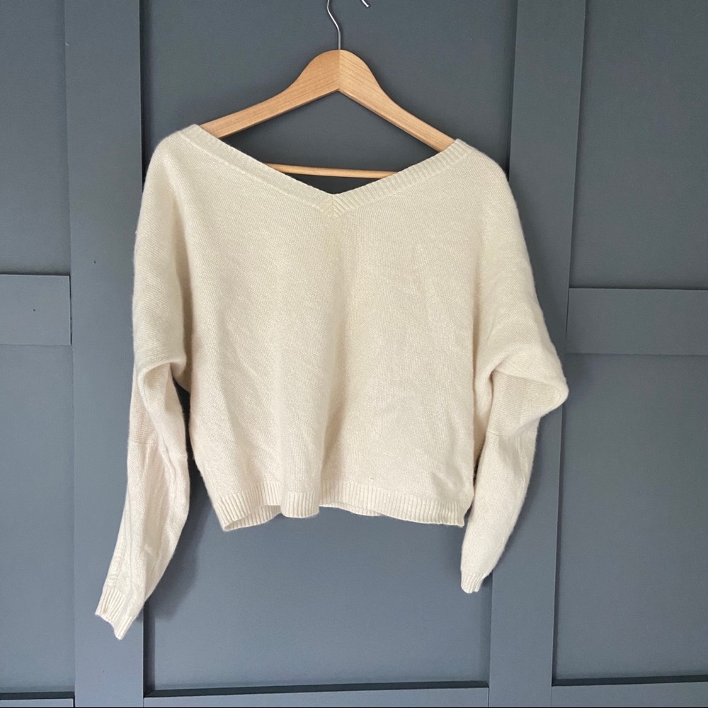 Cashmere sweater